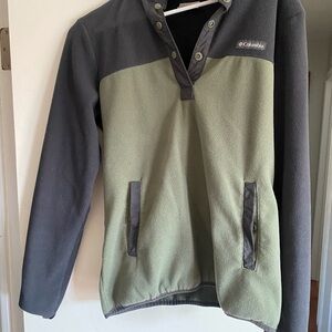 Columbia Green and Gray Fleece Pullover size medium